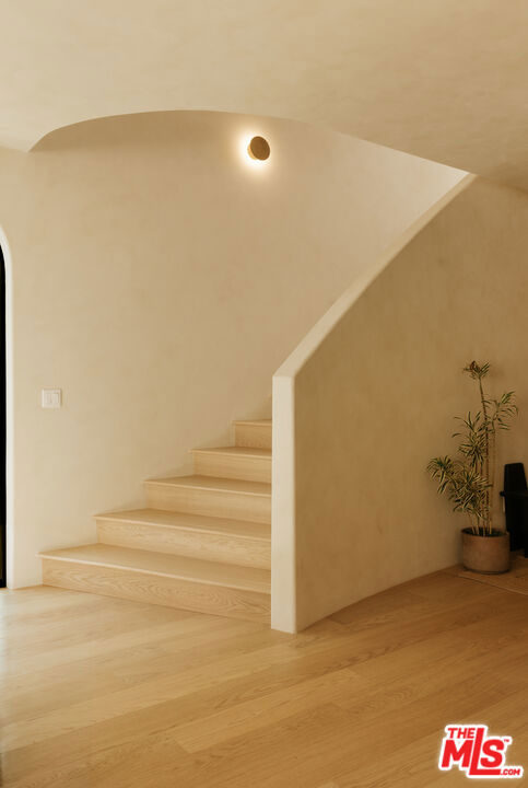 2404 Birkdale Street Property Photo 13