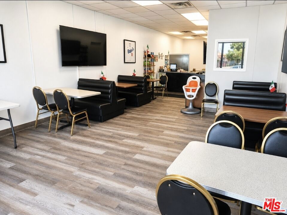 26869827 Property Photo 2