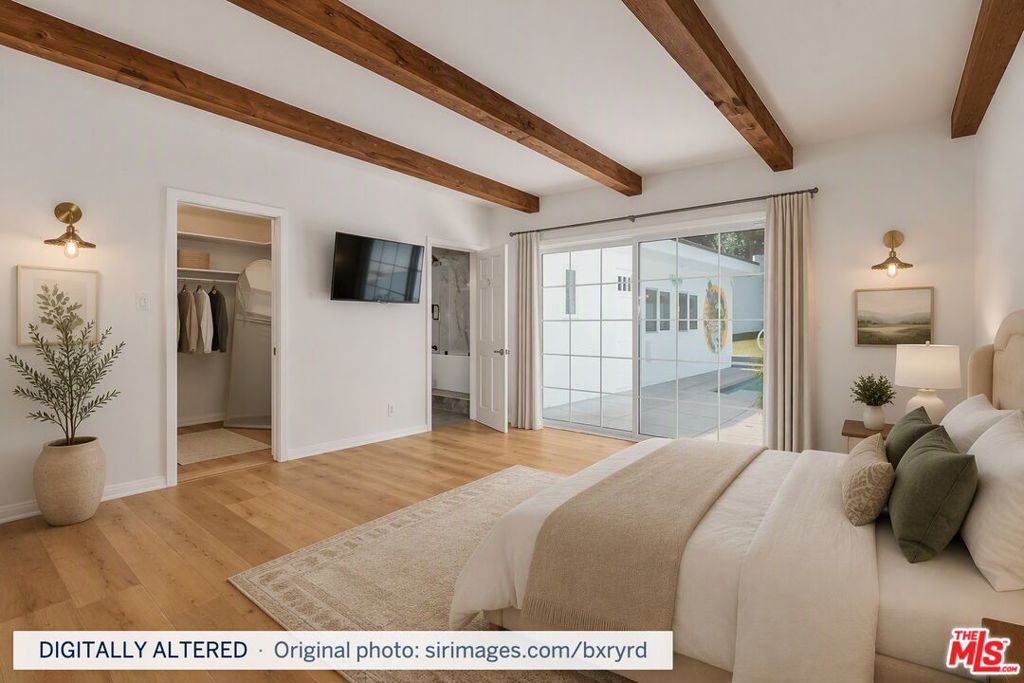 3493 Mandeville Canyon Road Property Photo 8