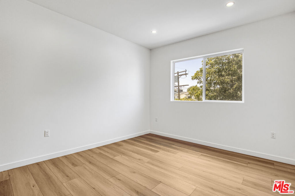 10826 Hesby Street Property Photo 38