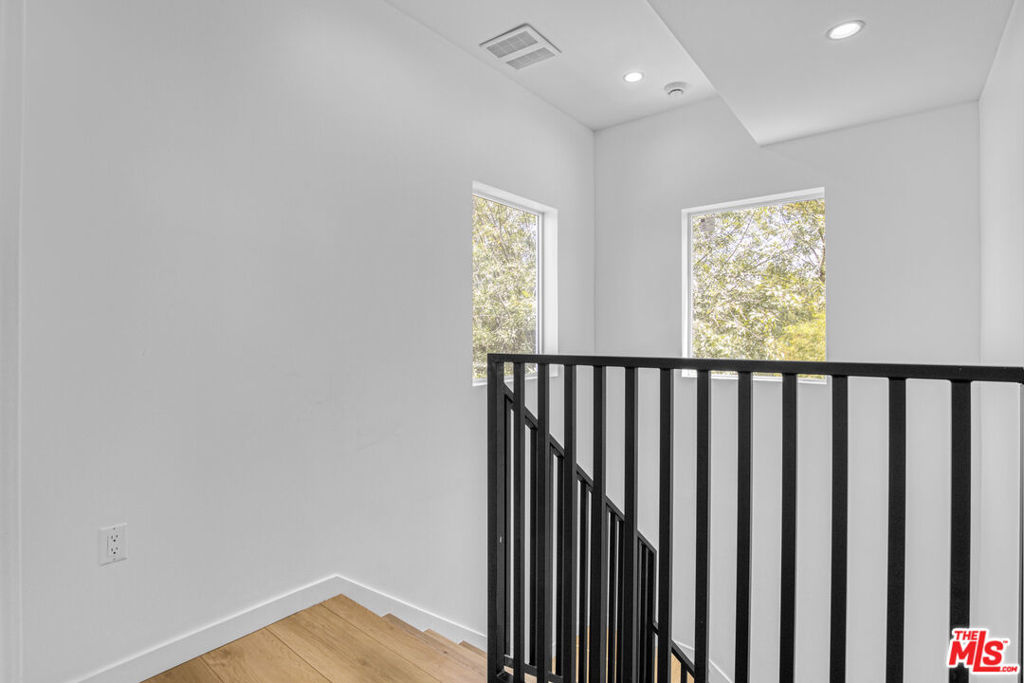 10826 Hesby Street Property Photo 49