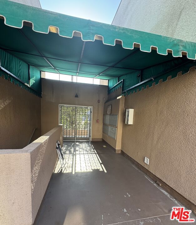 5620 Yolanda Avenue 111 Property Photo 2