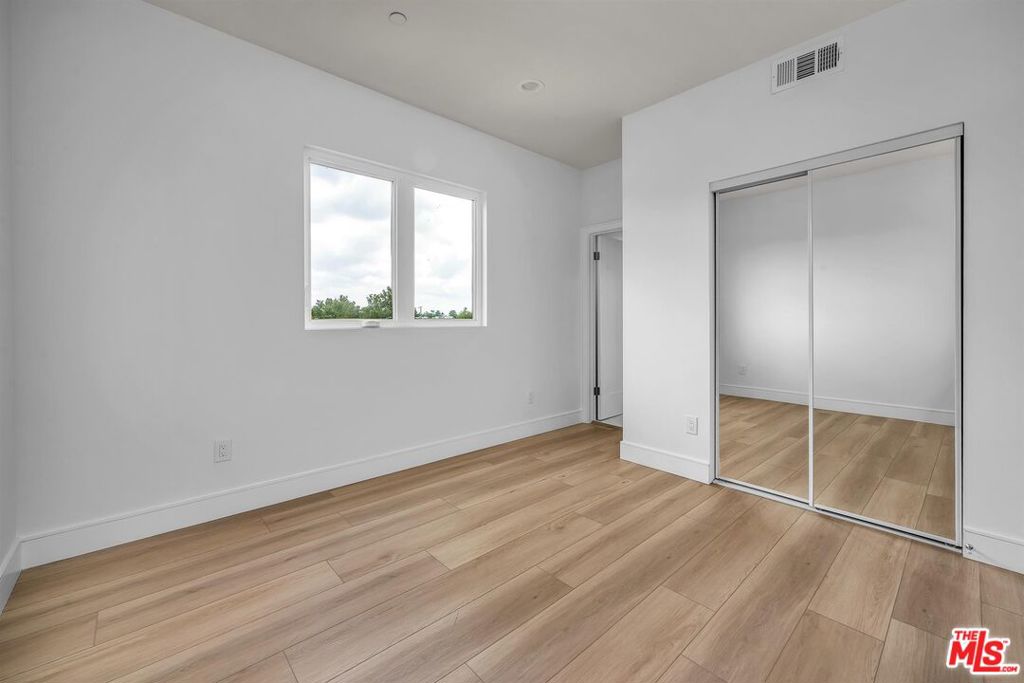 4703 Saturn Street Property Photo 18