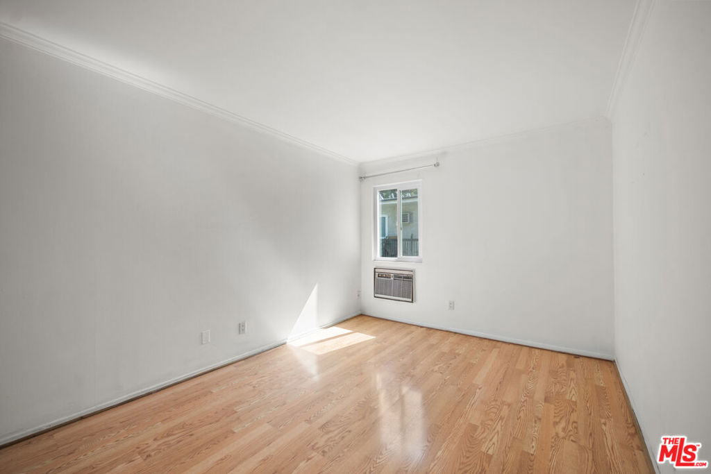 1485 E Wilson Avenue L Property Photo 16
