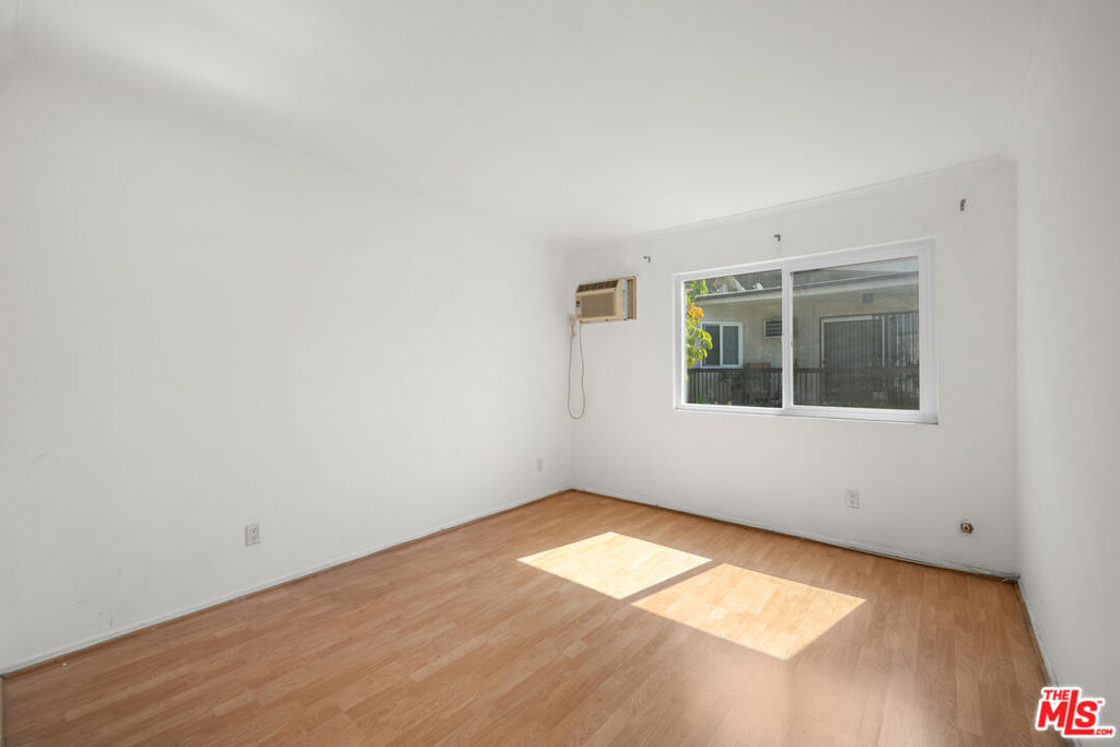 1485 E Wilson Avenue L Property Photo 17
