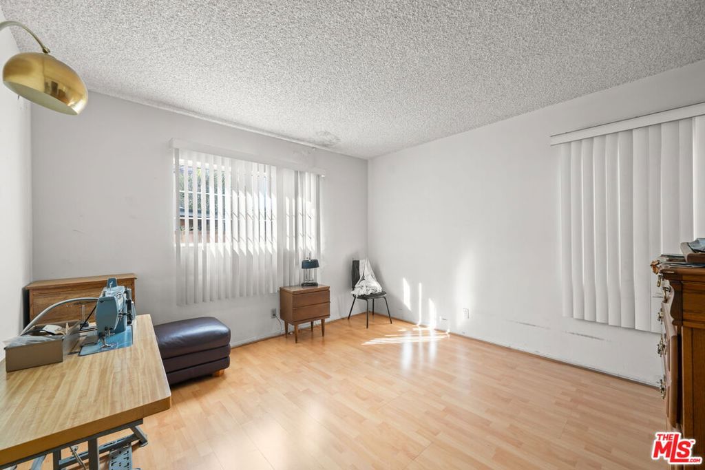 7351 Zelzah Avenue Property Photo 13