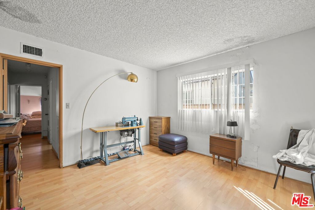 7351 Zelzah Avenue Property Photo 14