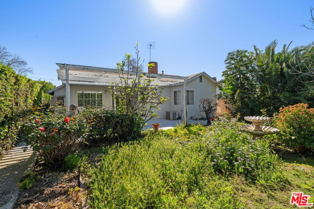 7351 Zelzah Avenue Property Photo 20