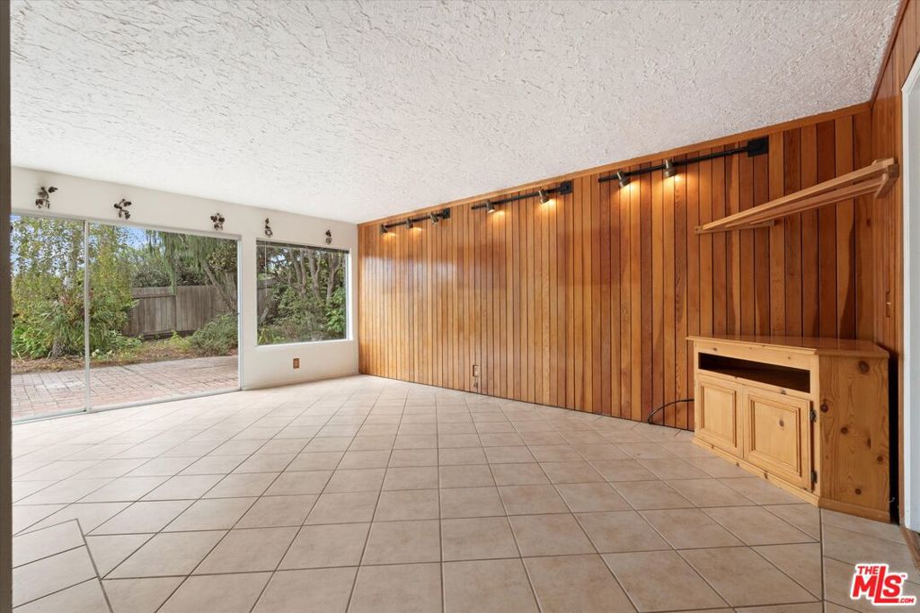 2243 Newquist Court Property Photo 15