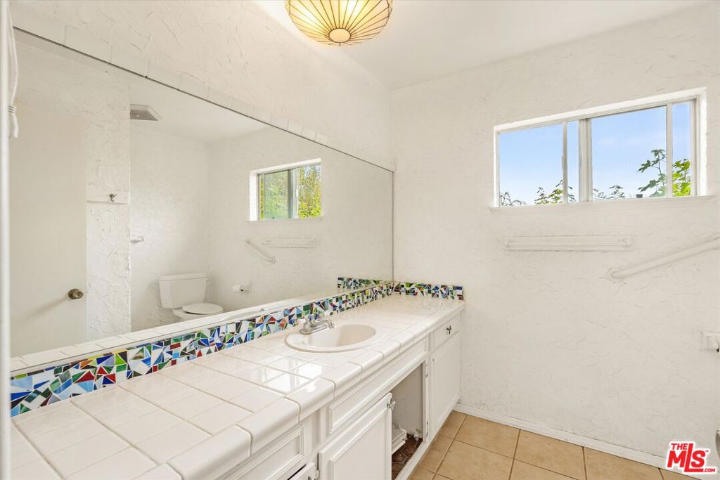 2243 Newquist Court Property Photo 25