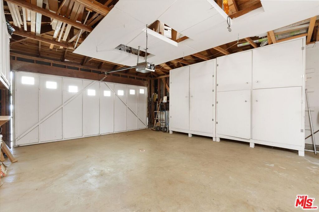 2243 Newquist Court Property Photo 33