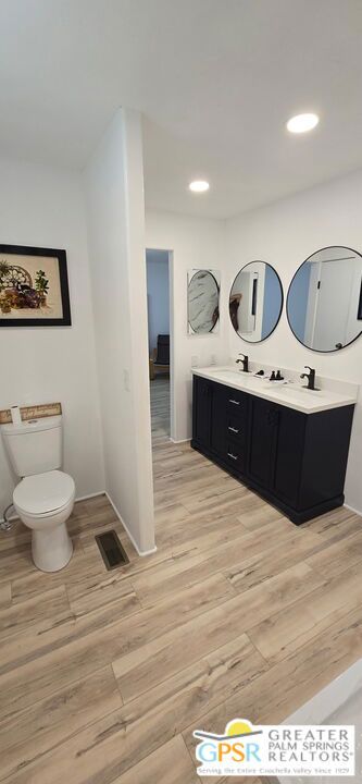 1241 Via Grande Property Photo 16