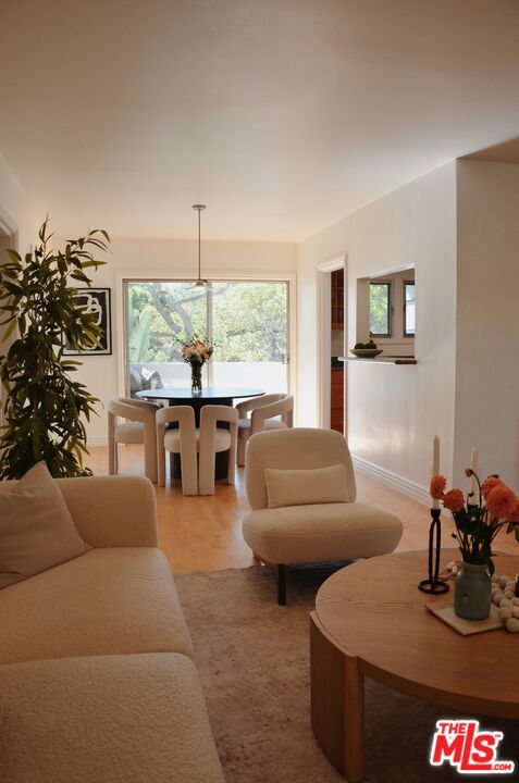 1328 Havenhurst Drive 202 Property Photo 1