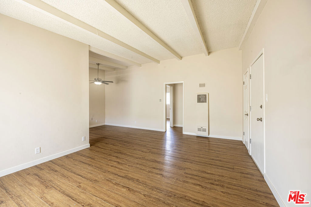 3722 Mentone Avenue Property Photo 7