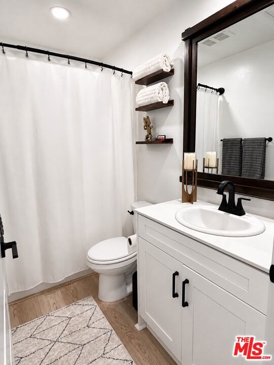 1525 Stratus Drive Property Photo 18