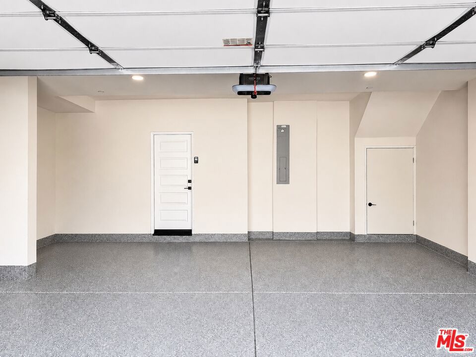 1525 Stratus Drive Property Photo 23
