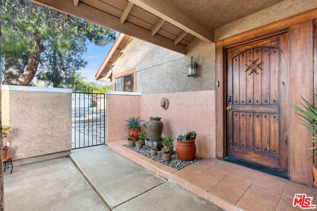 29357 Reading Road Property Photo 1