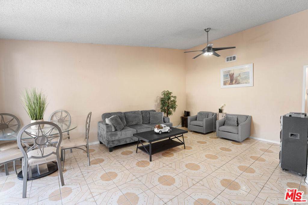 37603 Melton Avenue Property Photo 8