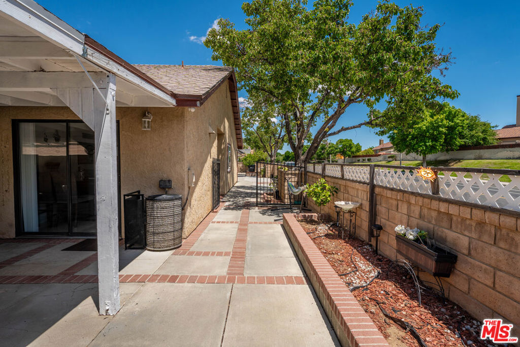 37603 Melton Avenue Property Photo 23