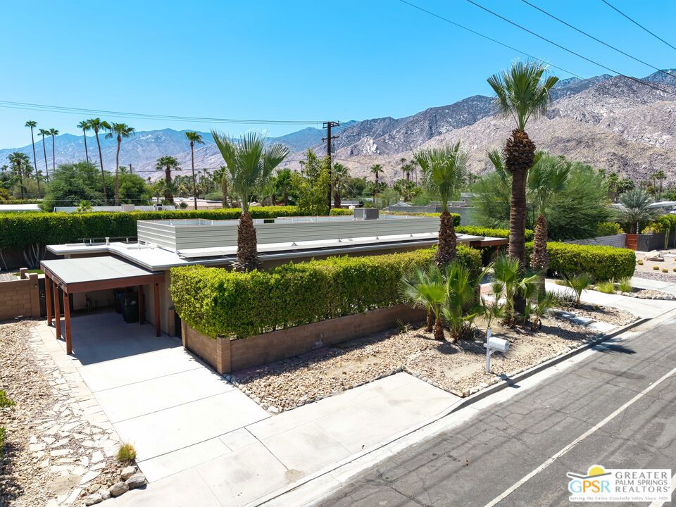 1653 E Sunny Dunes Road Property Photo 44