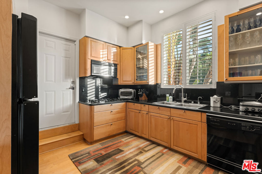 3340 Scadlock Lane Property Photo 15