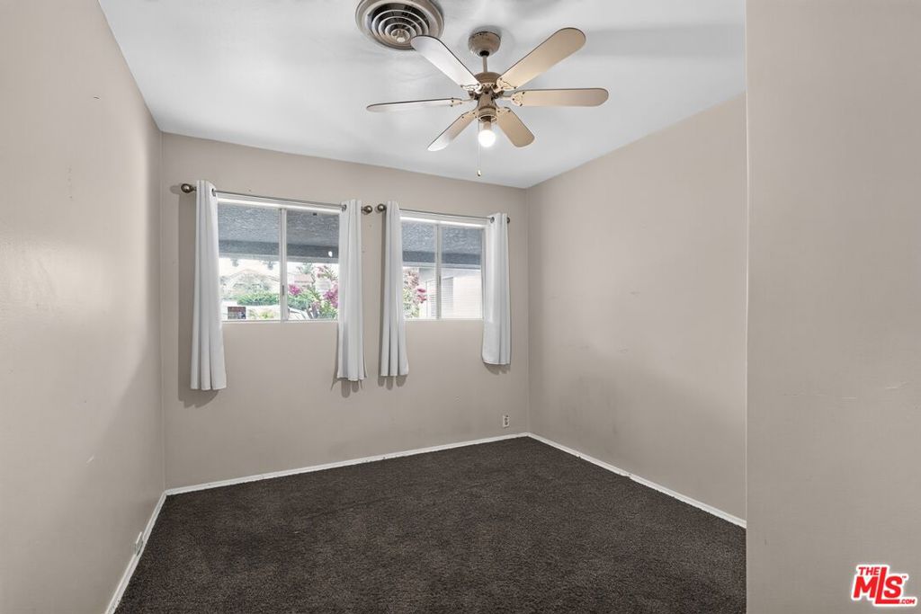 7615 Kittyhawk Avenue Property Photo 9
