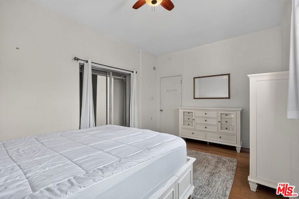 7615 Kittyhawk Avenue Property Photo 10