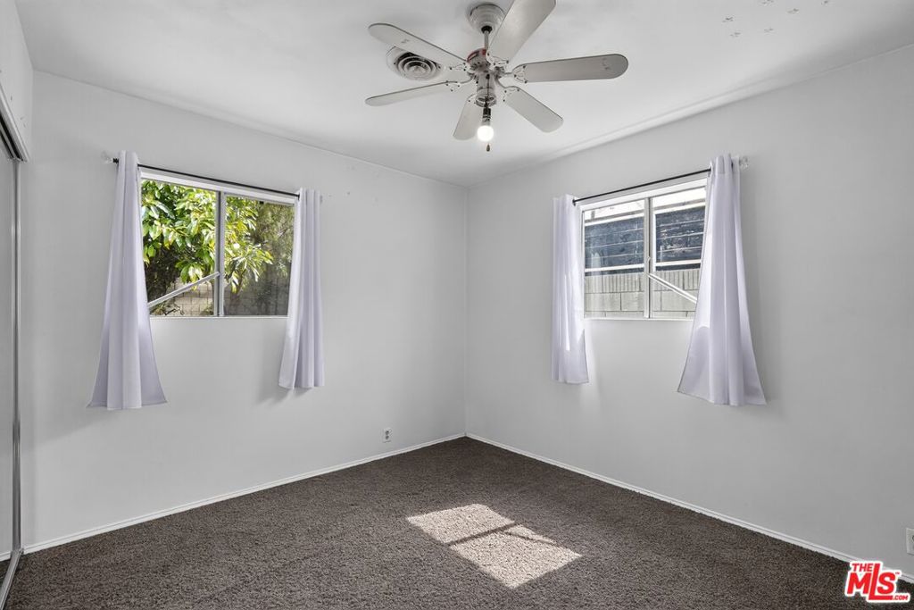 7615 Kittyhawk Avenue Property Photo 11