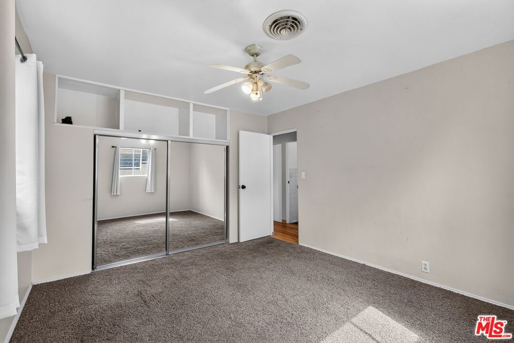 7615 Kittyhawk Avenue Property Photo 16
