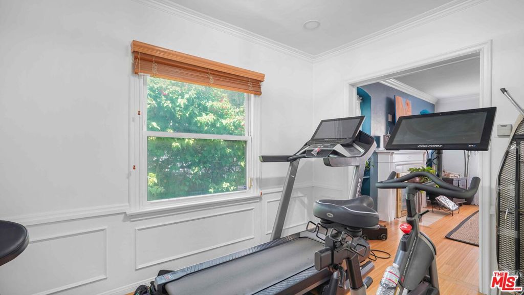 3801 Sutro Avenue Property Photo 25