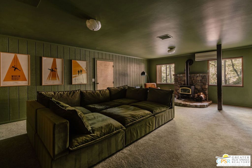 52915 Middle Ridge Drive Property Photo 38