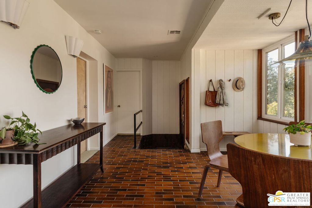 52915 Middle Ridge Drive Property Photo 44