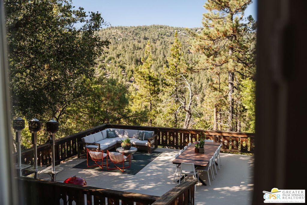 52915 Middle Ridge Drive Property Photo 49