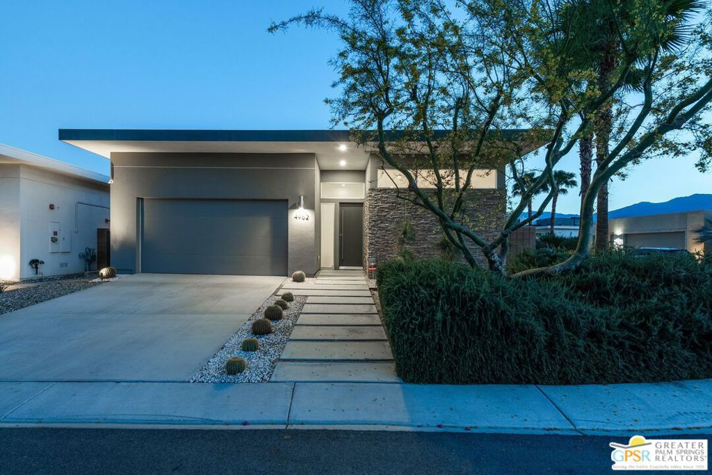4982 Cottier Way Property Photo 43