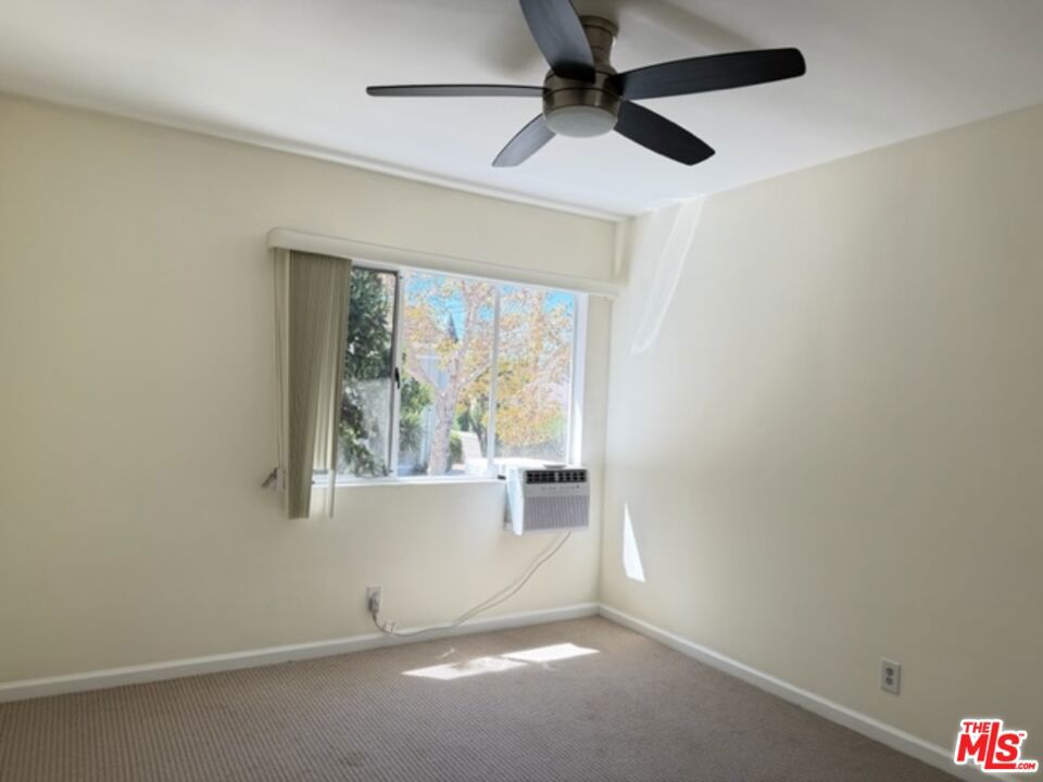 422 S Maple Drive 5 Property Photo 7