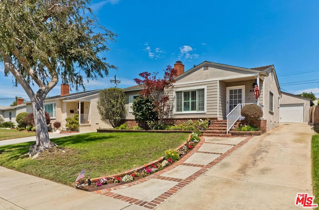 8312 Chase Avenue Property Photo 1