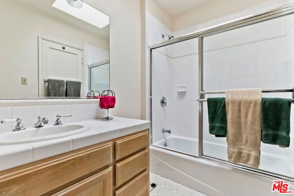 8312 Chase Avenue Property Photo 15