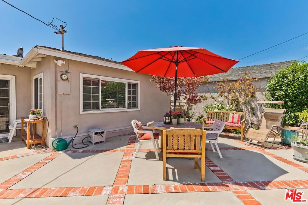 8312 Chase Avenue Property Photo 19