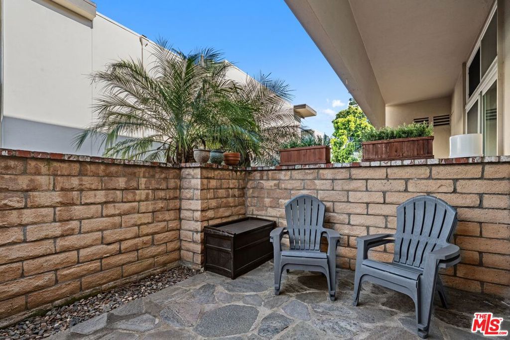 4716 La Villa Marina C Property Photo 13
