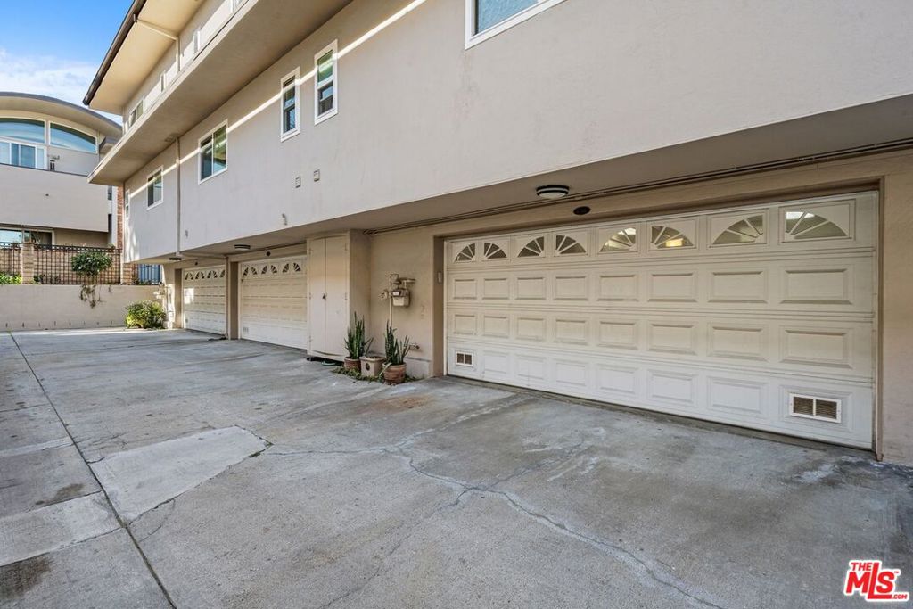 4716 La Villa Marina C Property Photo 34
