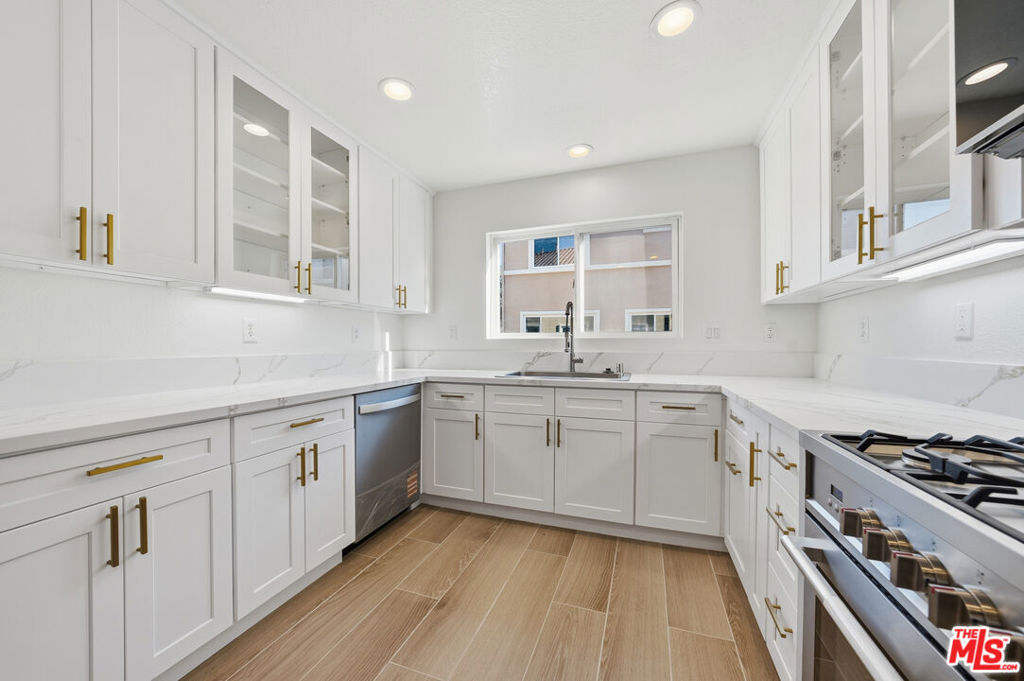 25715 Wagner Way B Property Photo 5
