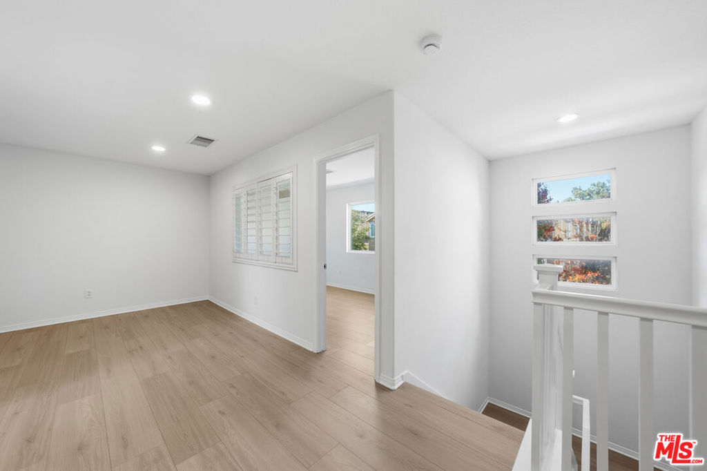 25715 Wagner Way B Property Photo 18