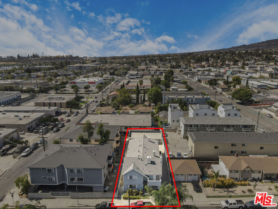 1340 255th Street Property Photo 3