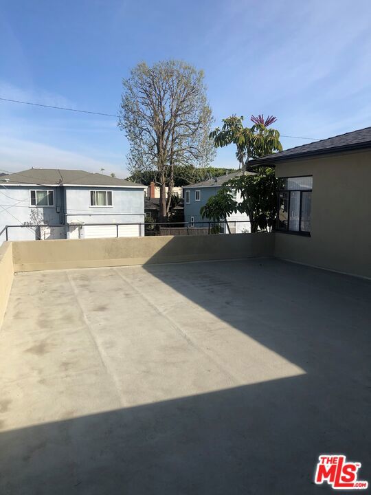 2648 23rd Street Property Photo 6