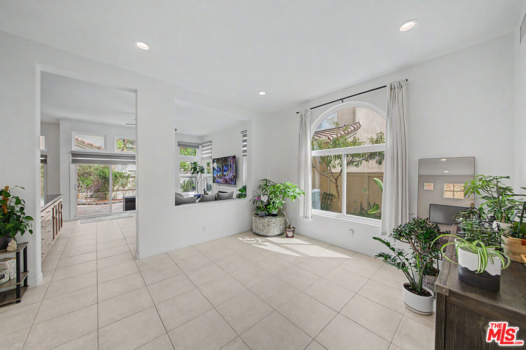 10884 Kimball Place Property Photo 3