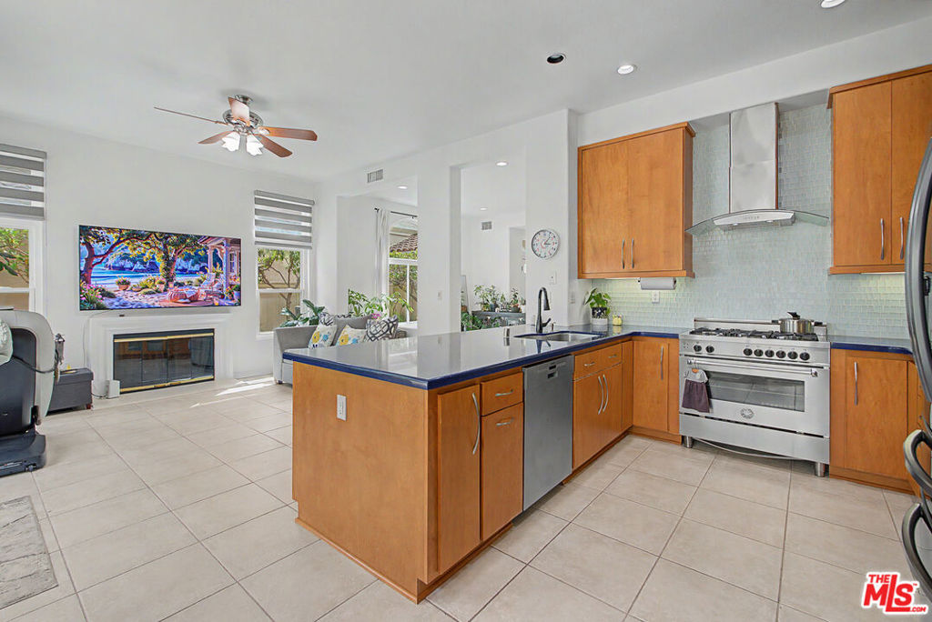 10884 Kimball Place Property Photo 11