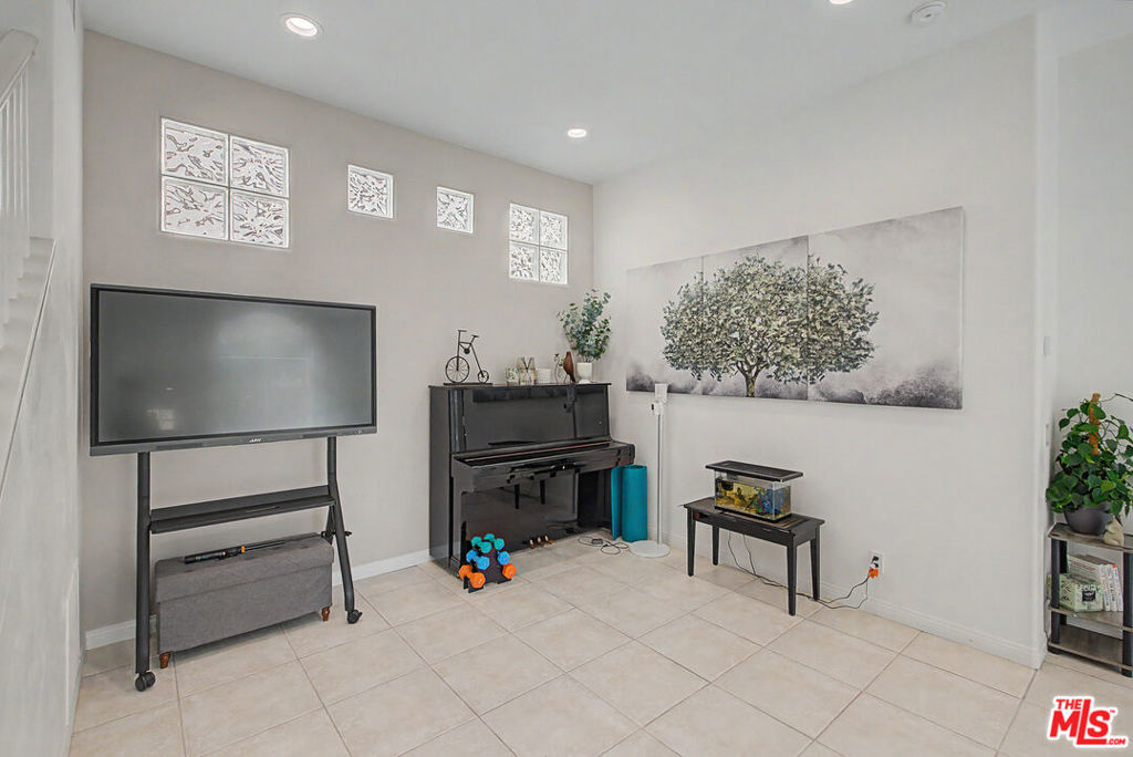 10884 Kimball Place Property Photo 18