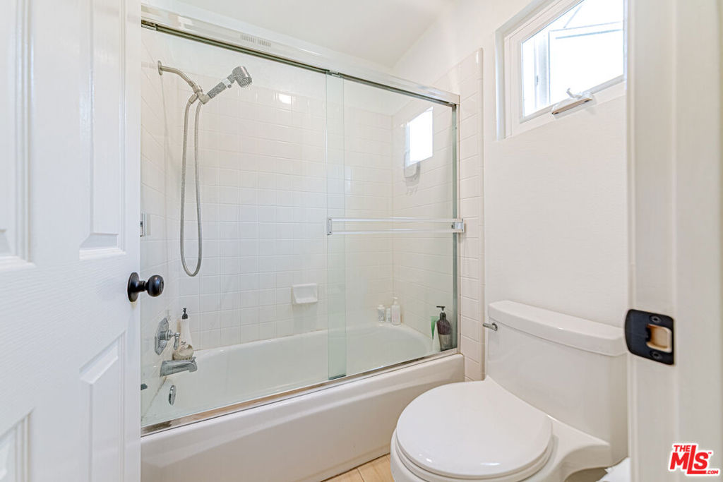 10884 Kimball Place Property Photo 32