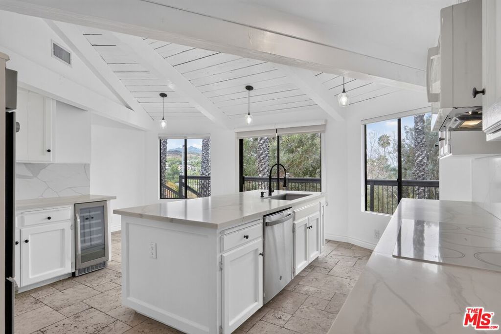 3342 White Hawk Road Property Photo 4