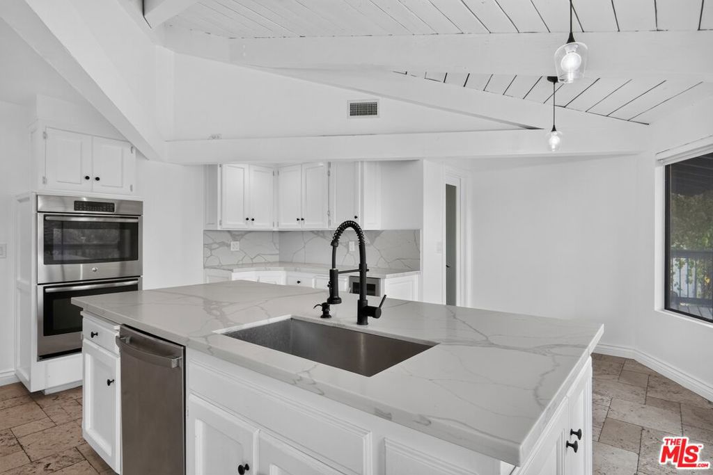 3342 White Hawk Road Property Photo 10